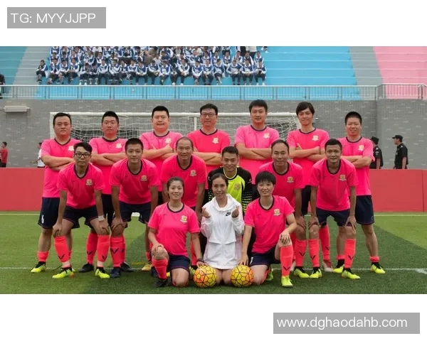 杭州足球队的拼搏之路与大师赛的荣耀时刻