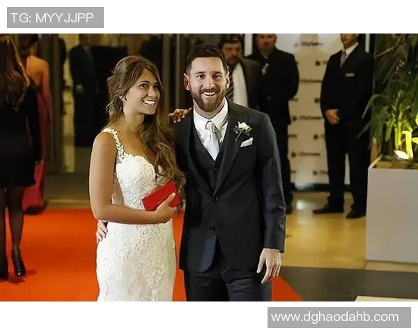 外籍足球明星女友们的爱情故事与生活揭秘